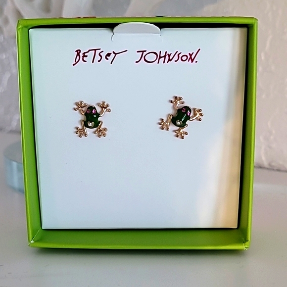 Betsey Johnson Jewelry - 🐸 New in Box 🐸 Betsy Johnson Frog Earrings